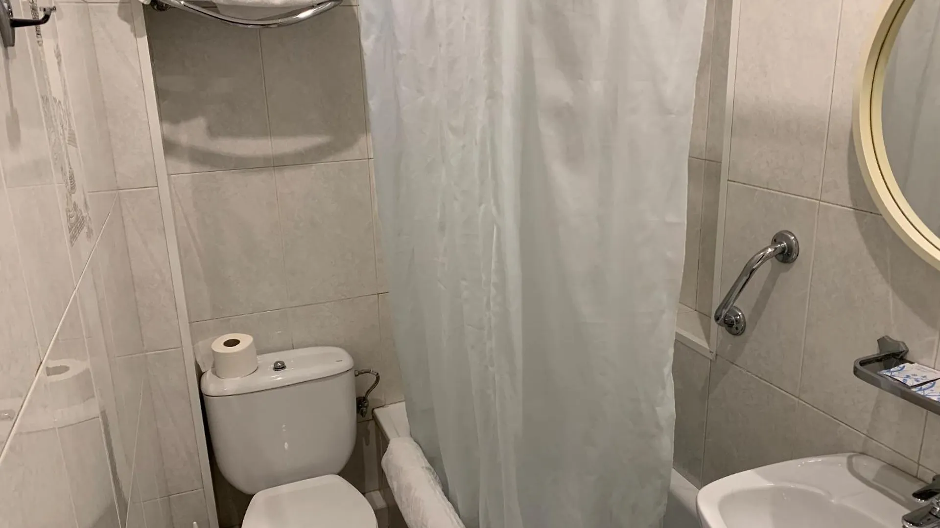 Hostal Tarres Angles